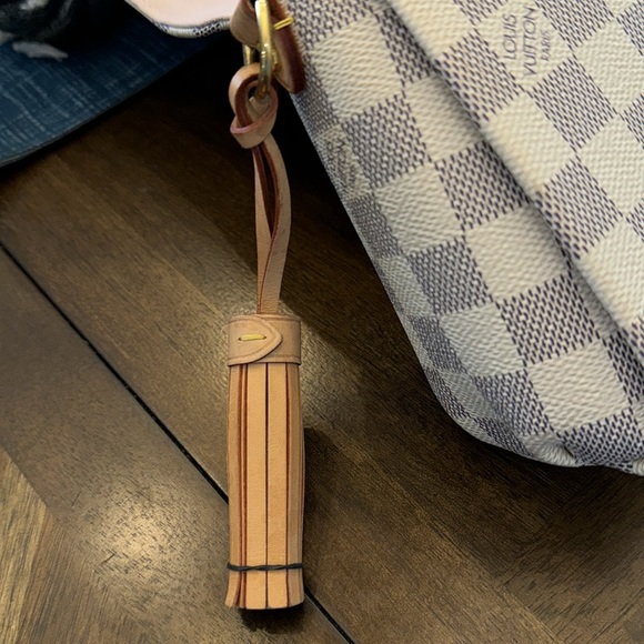 Louis Vuitton authentic Criosette Damier crossbody - Picture 6 of 8